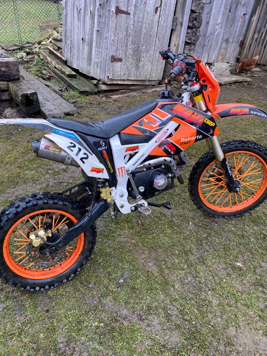 Продам Kaya 212.