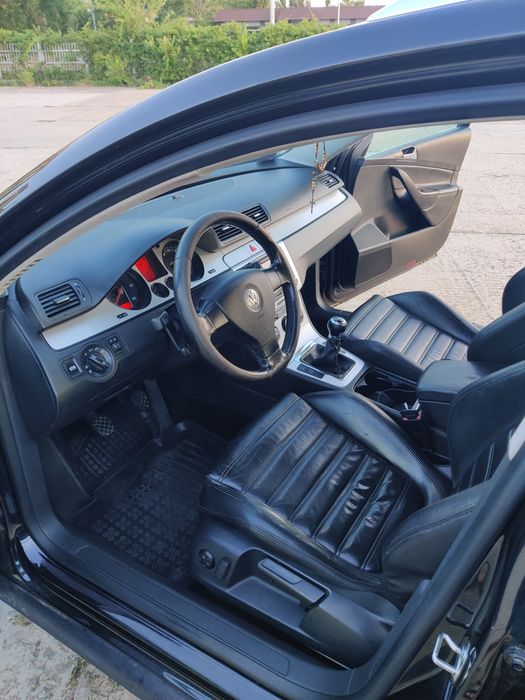 Продається авто VOLKSWAGEN. Торг!!!