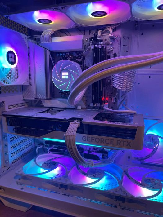 AMD 9800x3d RTX 5070ti 32gb ddr5 ARGB Komputer do gier gejmingowy