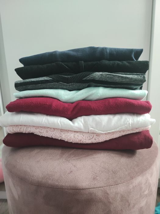 Paka 8 koszulek t-shirt ów damskich r S/M, głównie Reserved