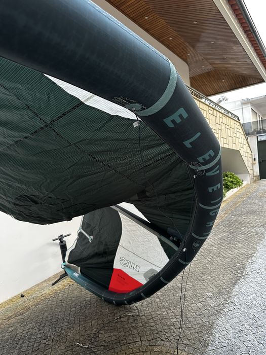 Kite Eleveight WS V6 11m + barra CS Vary(2023)