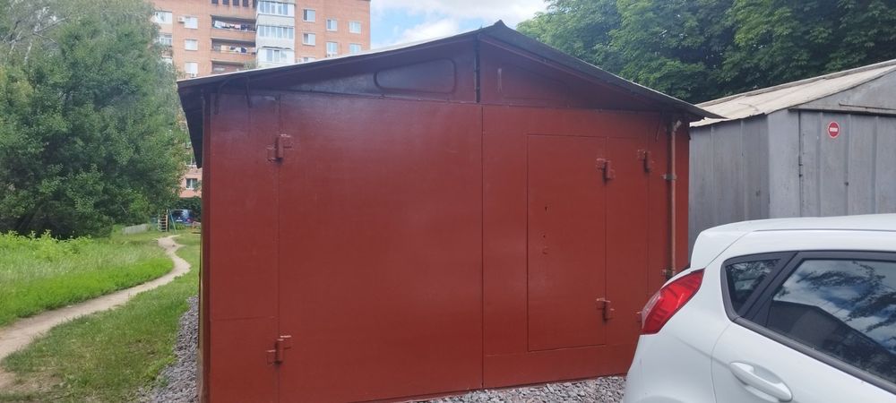 Продам  Волговский металлический гараж