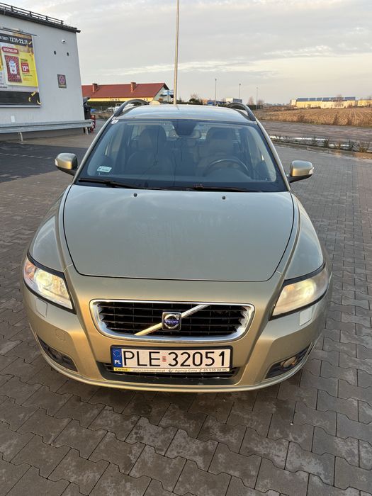 Volvo V50