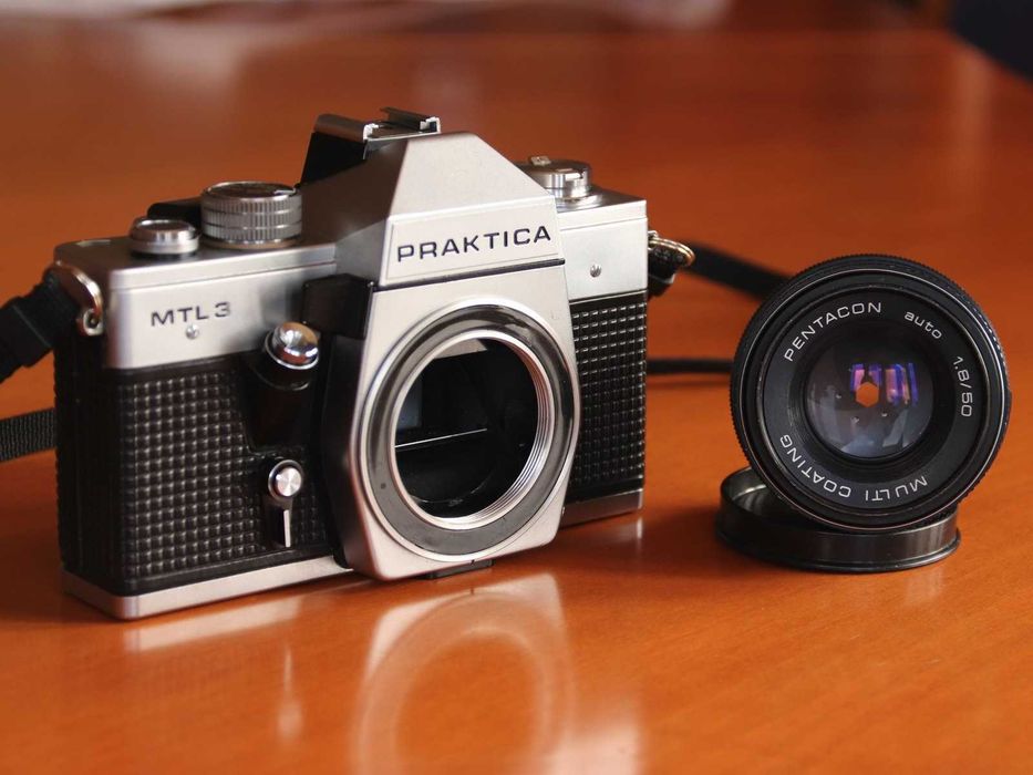 SLR analógica Praktica MTL3 com objetiva Pentacon 1.8/50