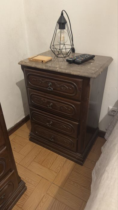 Quarto completo madeira + mármore