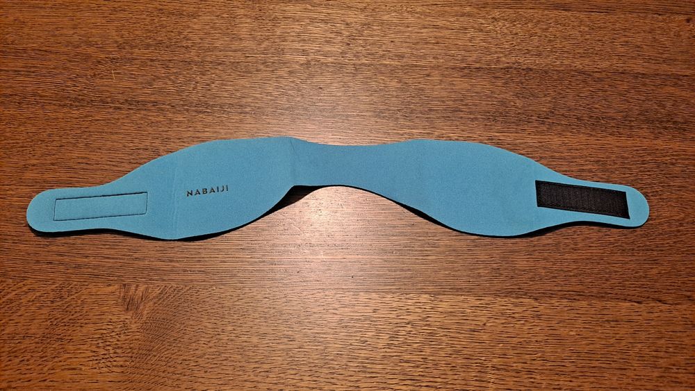 Tampões de ouvidos e faixa de natação em neoprene