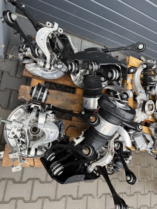 Ходова частина  ix.    BMW   . I4bmw