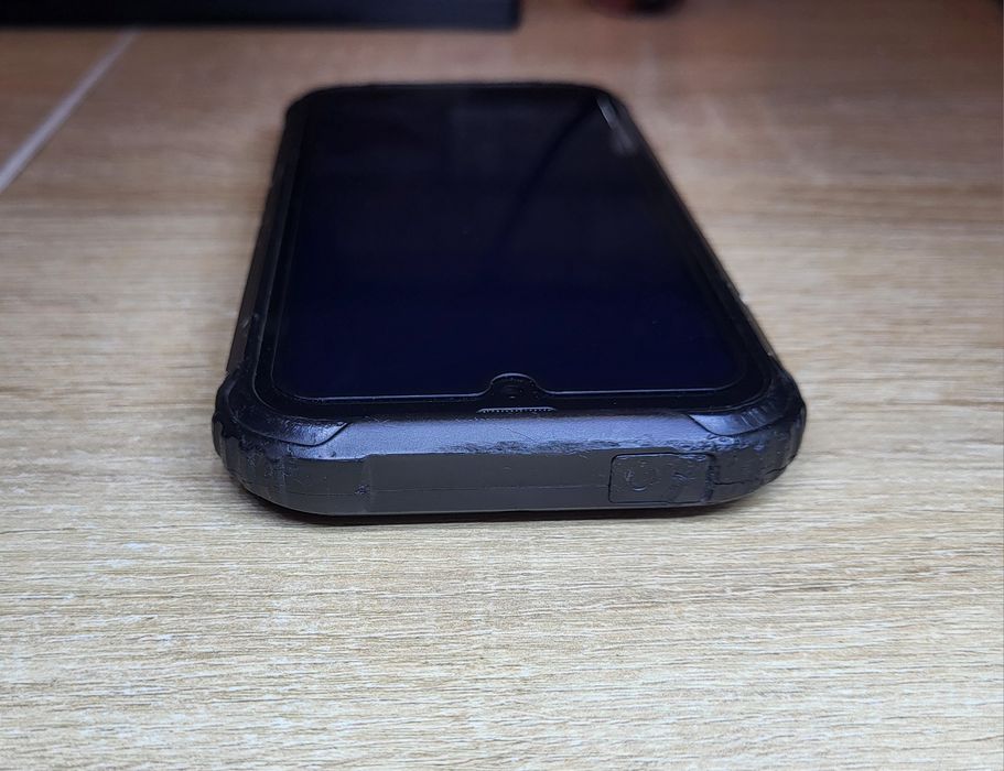 Телефон Blackview BV5900 3/32Гб