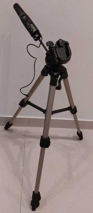 Sony VCT-D680RM – statyw z pilotem i pokrowcem, sprawny