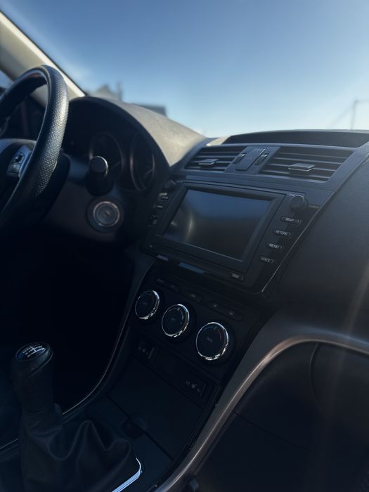 Mazda 6 fl 2010р 2.2 дизель гарна комплектація