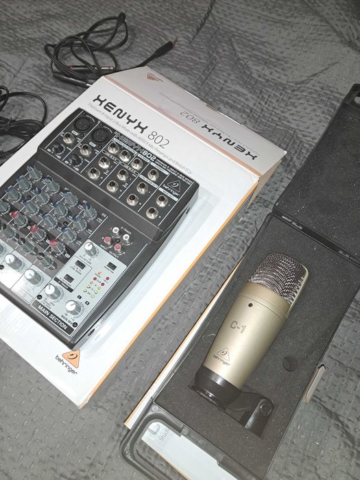 Behringer Minimikser oraz mikrofon NOWE