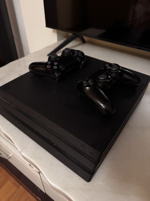 Продам PlayStation 4 Pro 1 tb PS 4pro