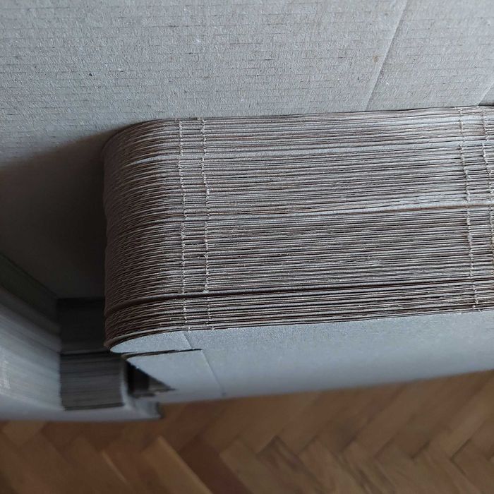 Коробки самозбірні оптом (24*25,5*4,5 см) - є 1700 штук