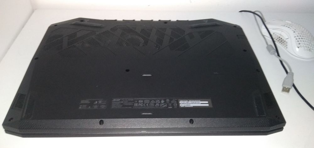 Acer Nitro 5 (istnieje możliwość wymiany na iphone)