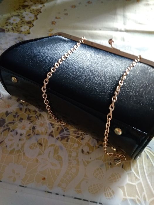 Torebka mała, elegancka czarna