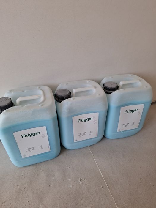 Flügger Non-drip - niekapiący grunt wodny pod farby i gładzie