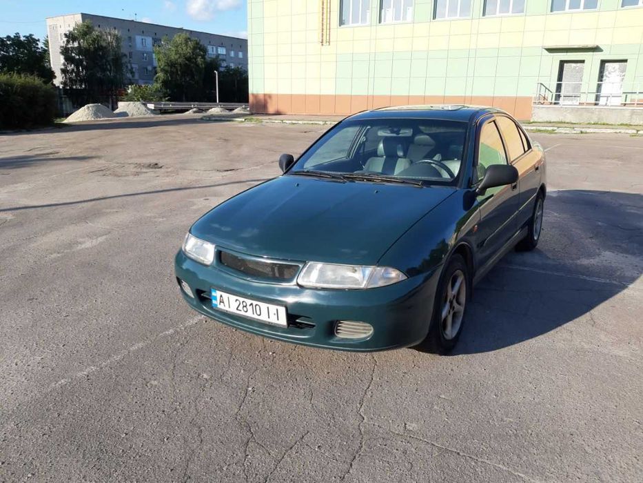 mitsubishi carisma