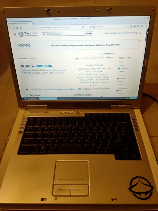 Dell 1501 + zasilacz stan dobry Darmowa Wysyłka