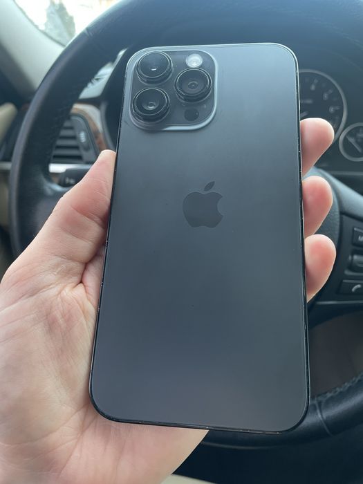 iPhone 14 pro Max 256 E-sim