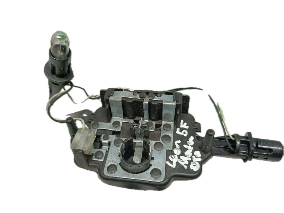 Suporte lâmpada direito SEAT Leon (5F1)