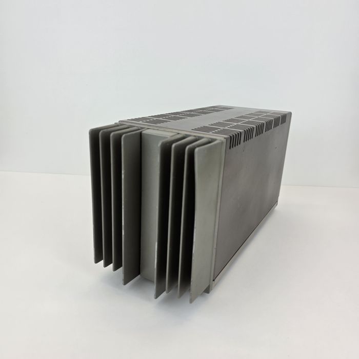 Quad 303 amplificador