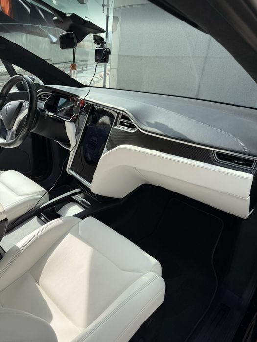Tesla X P100D 2018 р.в. 770 к.с, повний привід, запас ходу до 500 км