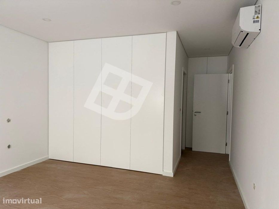 Apartamento T3 c/ Terraço - Pronto Habitar | Esgueira