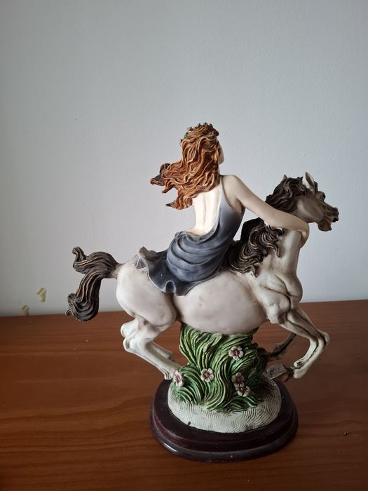 Estátua Estatueta Figura Cavalo
