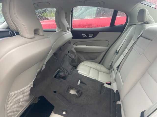 VOLVO S60 2023 США