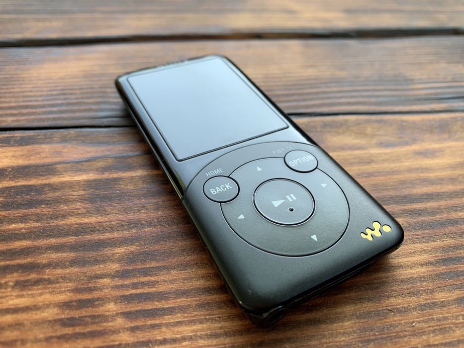 Sony Walkman NW-S755