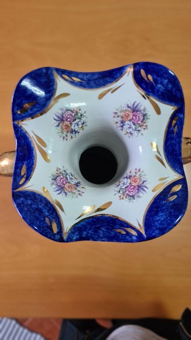 Jarrão em porcelana