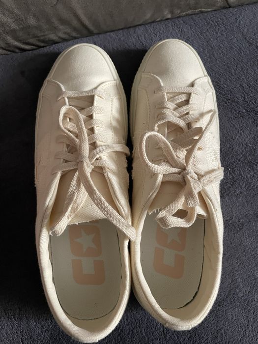 Converse One Star Pro Бежеві