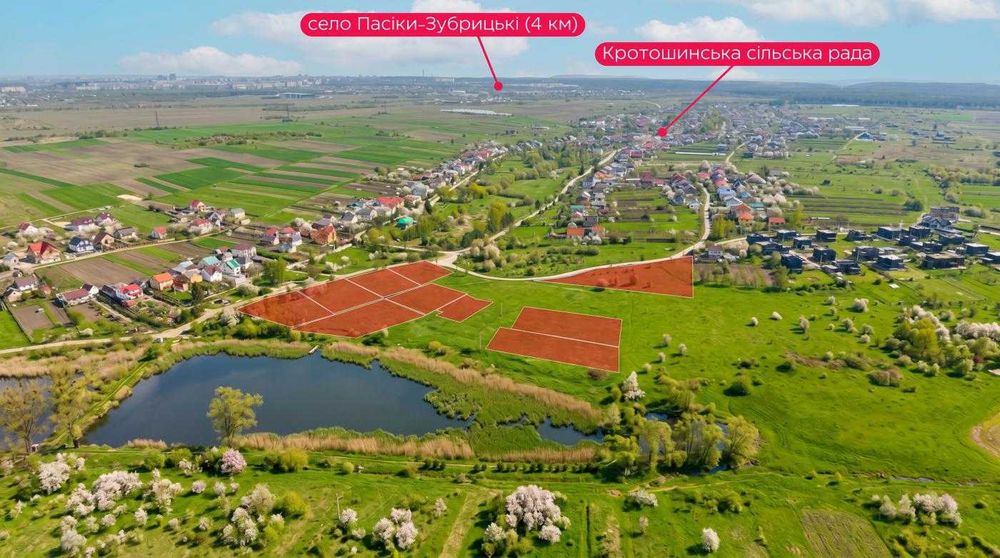 ділянка під будівництво,ідеальне розміщення.Поруч озеро та комунікації