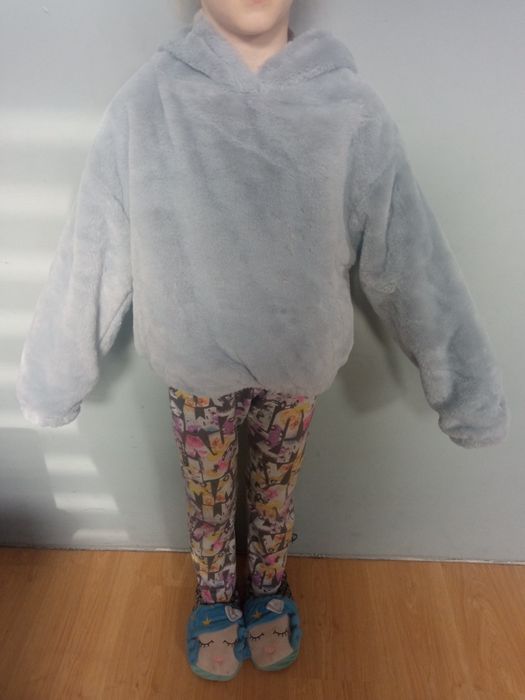 Bluza welurowa dla dziewczynki