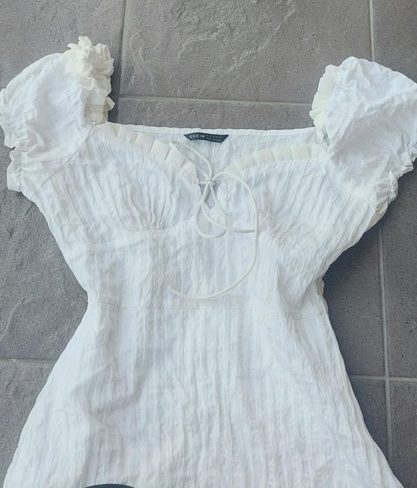 Sukienka mini rękawy bufki wiązany dekolt XS 34 Shein