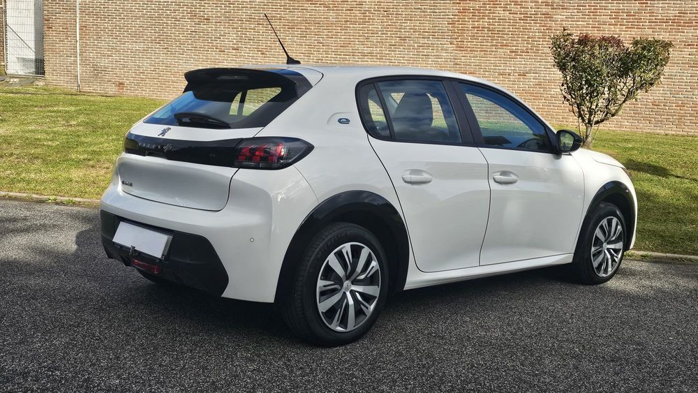 Peugeot  e-208 50 kWh active