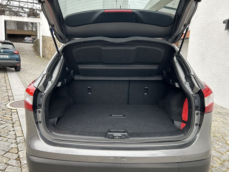 Nissan Qashqai 1.5 dCi Tekna Premium | 135.000 km | Pele | 360 | 2 Chaves