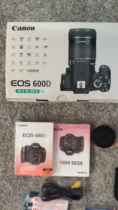 Canon EOS 600D aparat