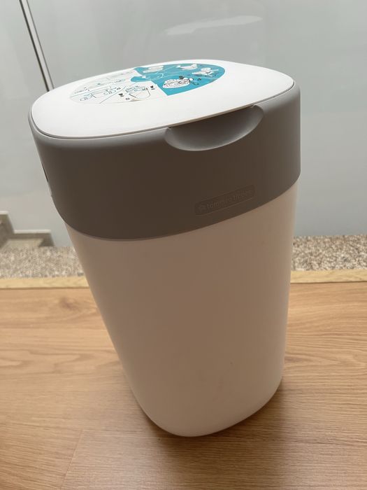 Tommee Tippee Twist & Click branco