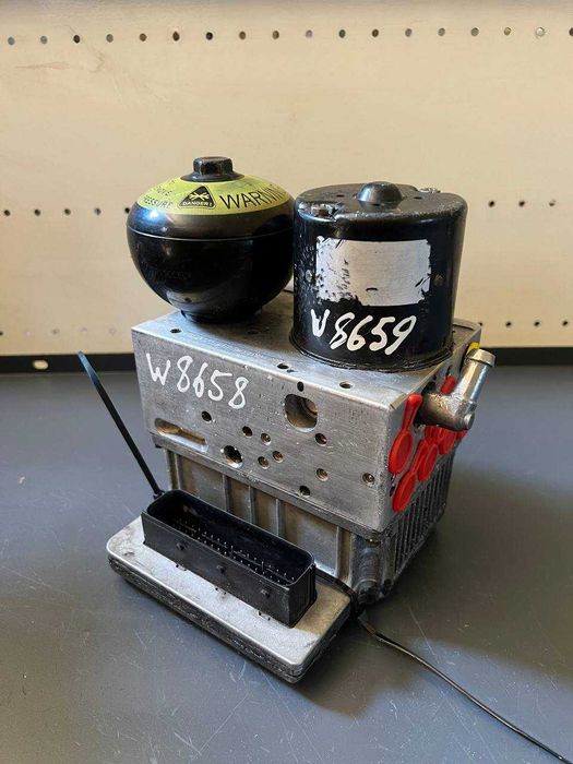 Блок SBC ABS СКИДАННЯ НАТИСКАНЬ ОБНУНЕННЯ Mercedes W211 W219 Bosch А00...12 0265... 098648300..