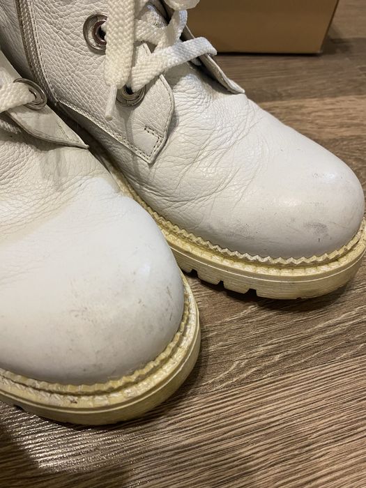 Черевики estro