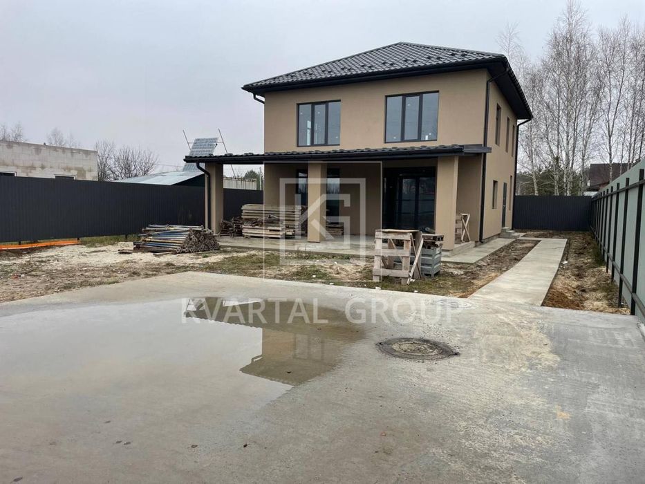 Великий будинок з терасою у Дмитрівці! Є варіант розтервінування