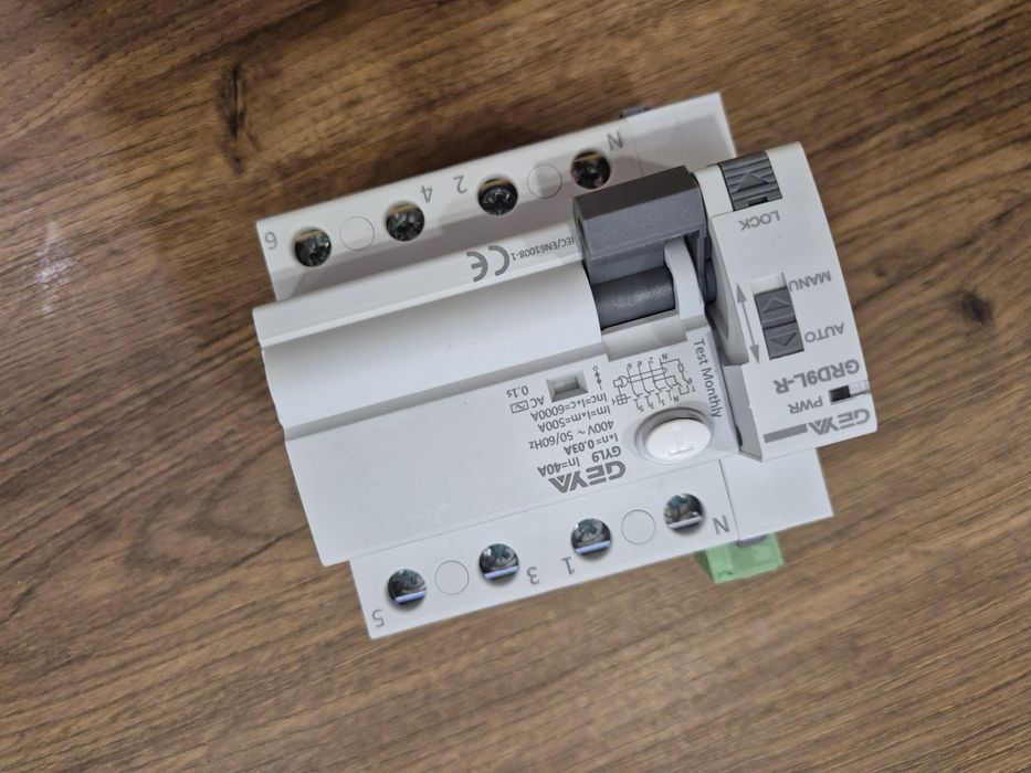 Dispositivo de Religamento Automático para Dispositivos de Corrente