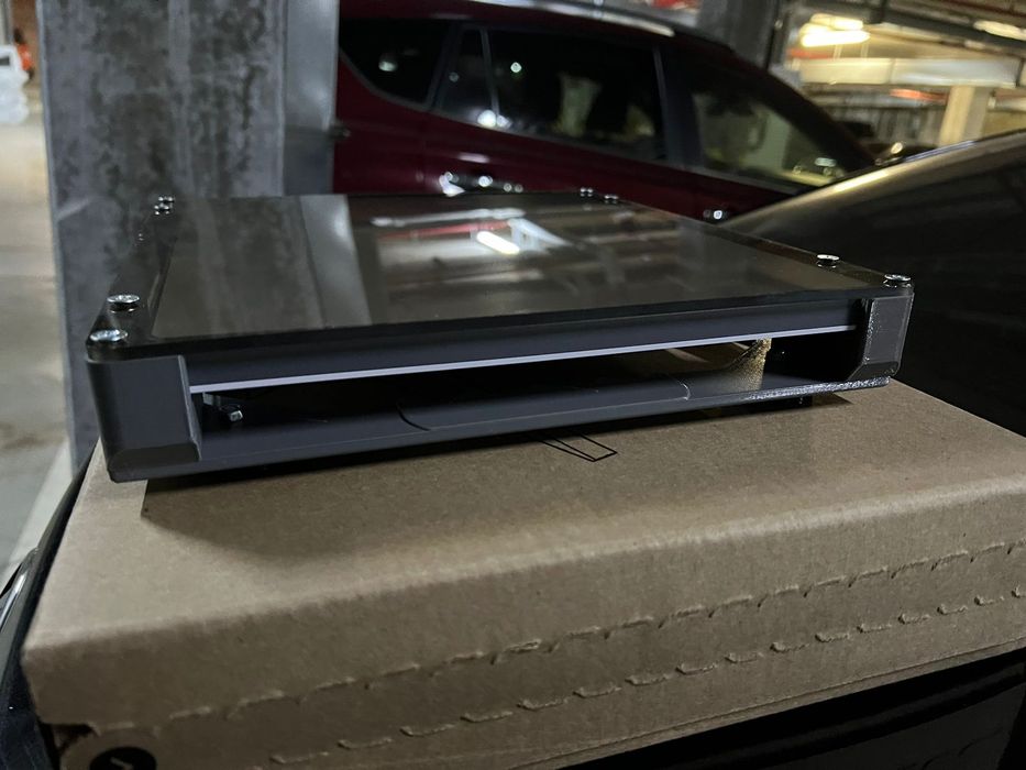 Корпус starlink mini на авто.Старлінк