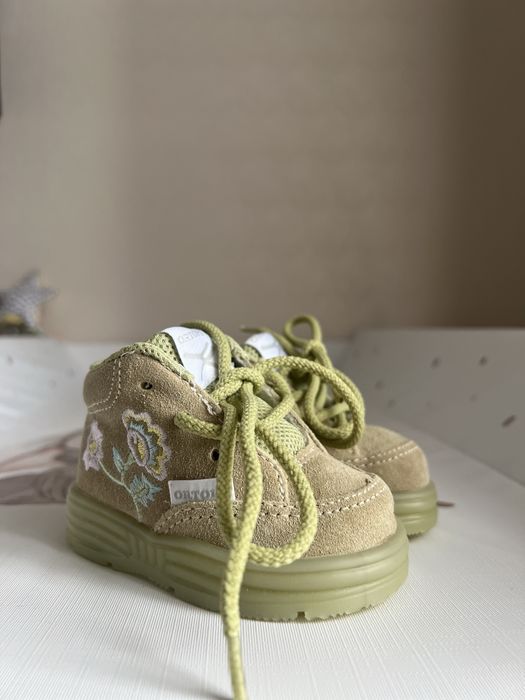 Ортопедичні черевики Ortope з вишивкою