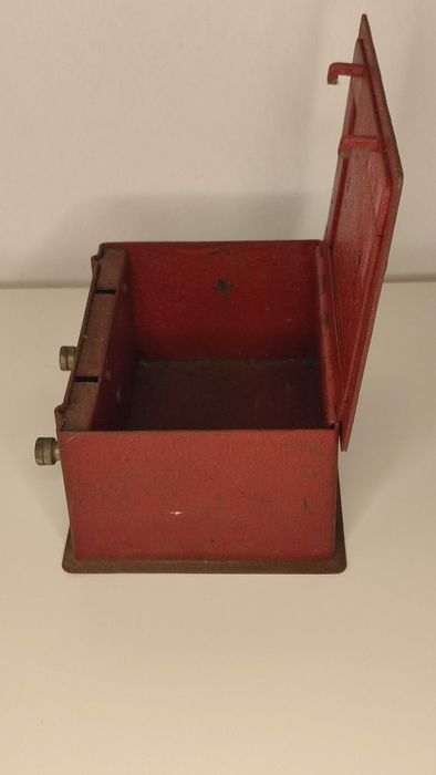 Cofre Antigo Metal Sial Vintage