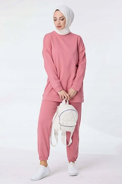 Dres damski różowy komplet bluza i spodnie długie 40 5ga