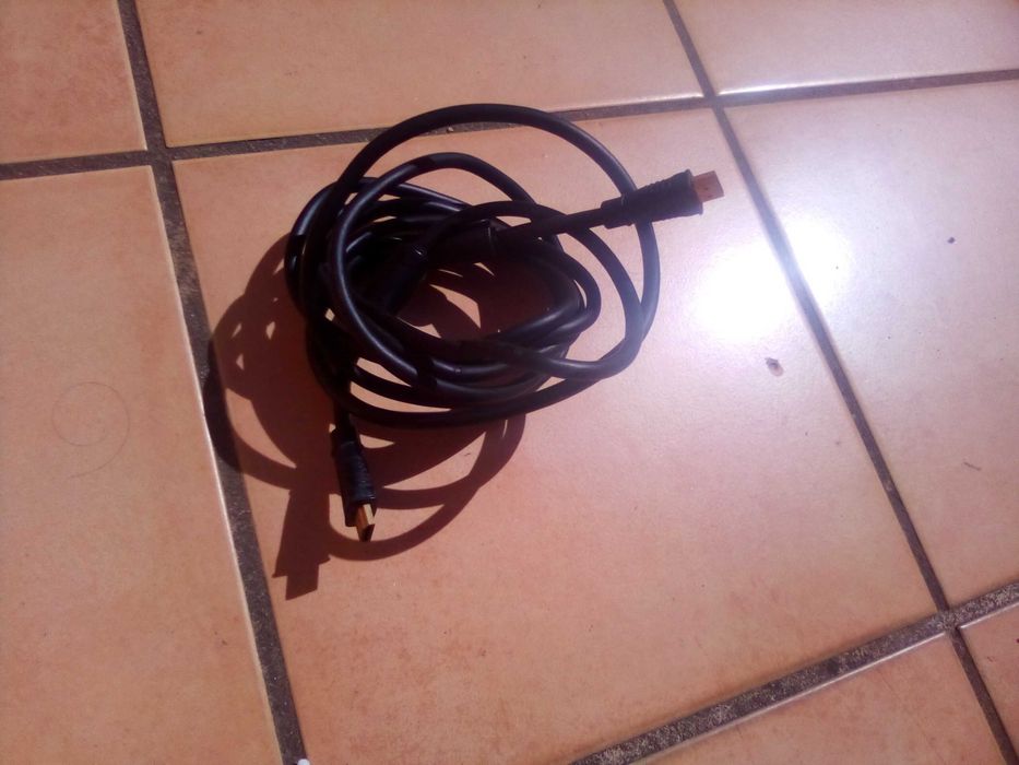Cabo de ligação HDMI de Três metros