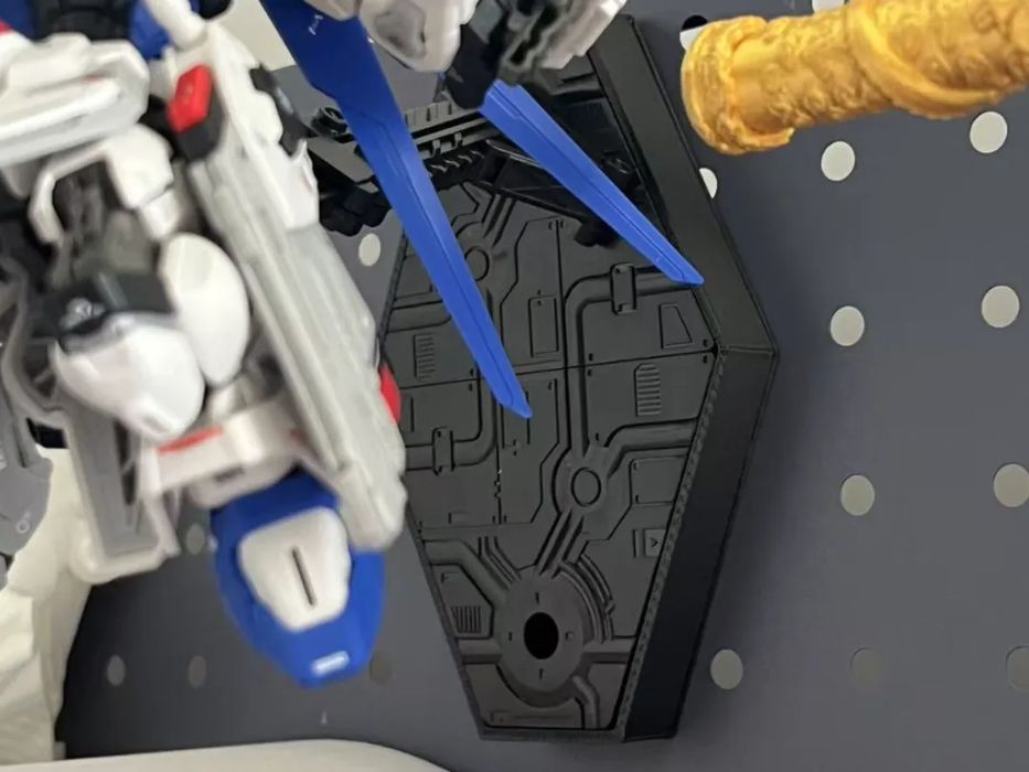 Adaptador para Prancha (Pegboard) para Modelo AB1 Gundam