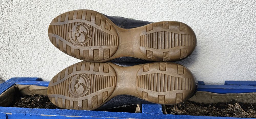 Buty damskie Donna Carolina rozmiar 40½ wkładka 25,8cm stan bardzo dob